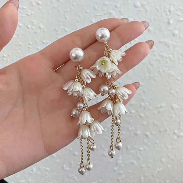 White Flower Pearl Tassel Earring Boho Bloom