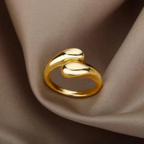 Modern Gold Fluid Ring Boho Bloom