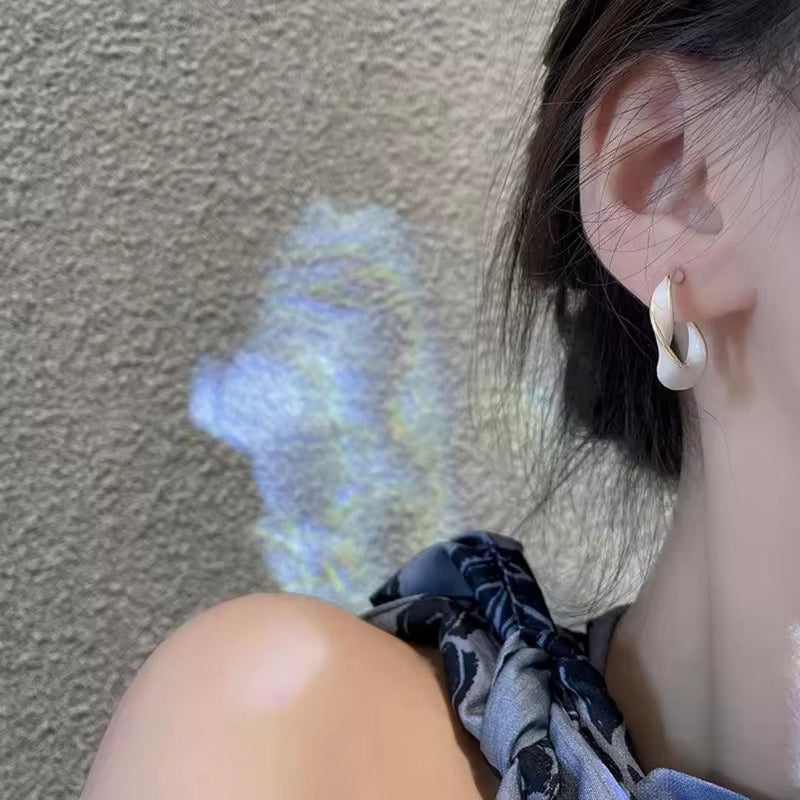 Twisted hoops earrings Boho Bloom