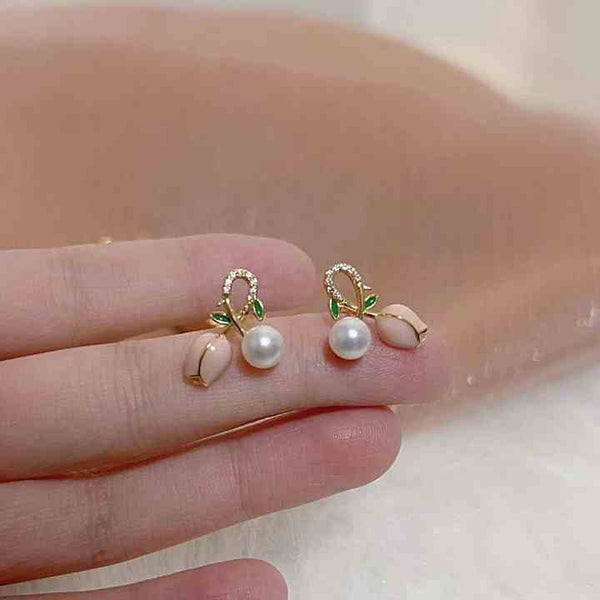 Gold Plated Tulip Cross Cross Pearl Earring Boho Bloom