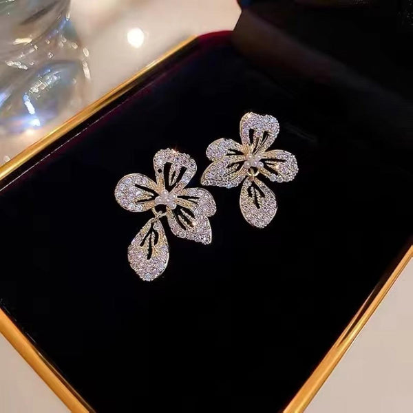 Sparkling Flower Stud Earrings Boho Bloom