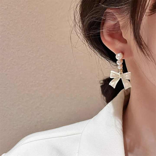 Cute Heart Shaped Pearl Drop Earring Boho Bloom