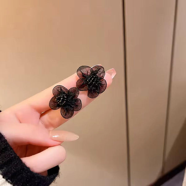 Flower design stud earrings Boho Bloom