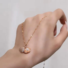Share: Seashell and Pearl Necklace Boho Bloom