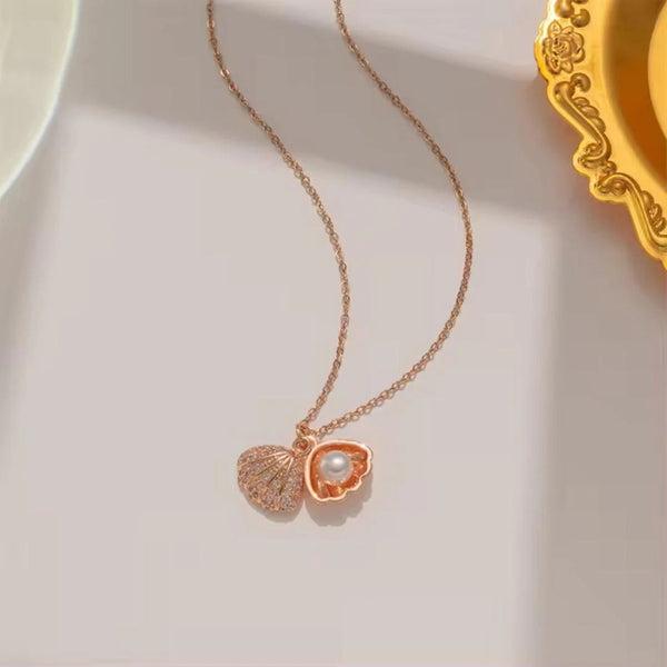 Share: Seashell and Pearl Necklace Boho Bloom