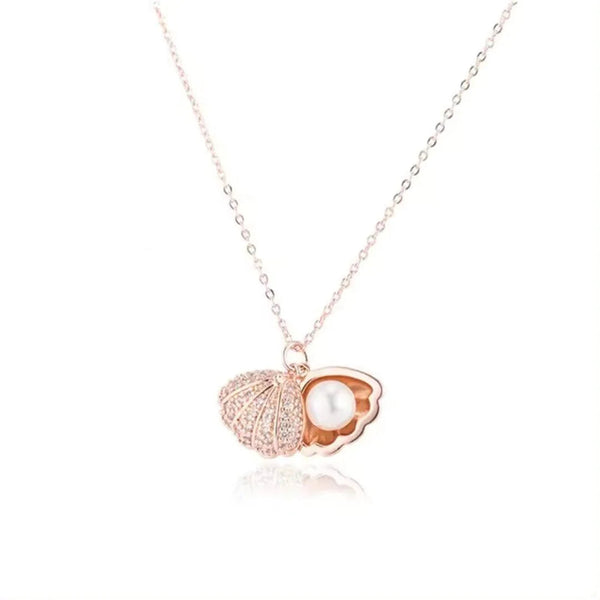 Share: Seashell and Pearl Necklace Boho Bloom