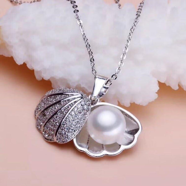 Seashell and Pearl Necklace Boho Bloom