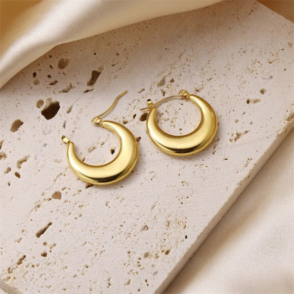 Anti tarnish simple golden earrings Boho Bloom