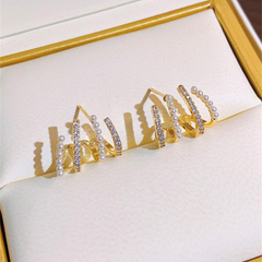 Crystal Pearly Hold Earring Boho Bloom