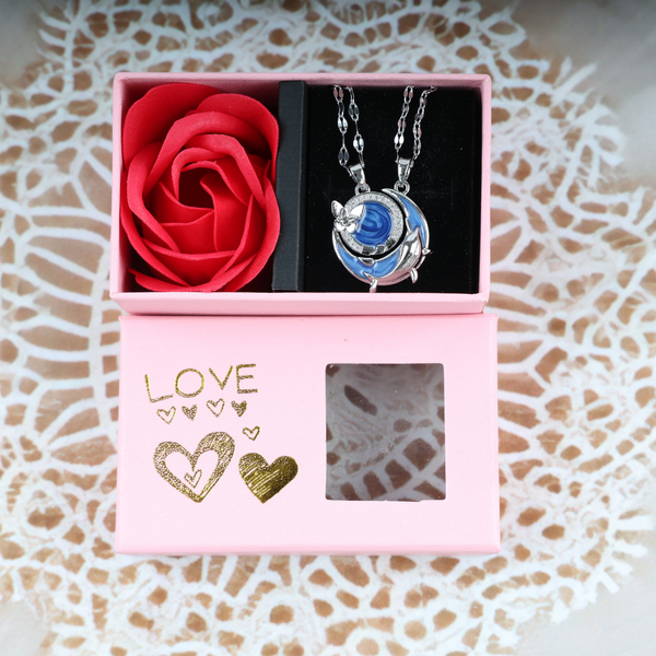 Love blue couple pandent Boho Bloom