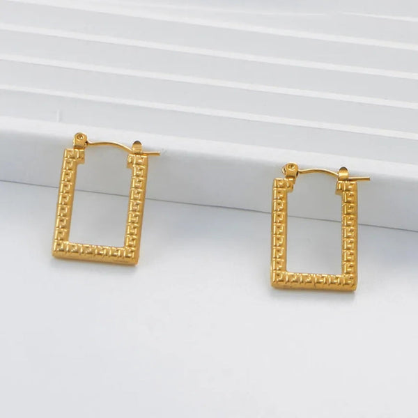 Anti tarnish Aesthetic Golden Hinged Earrings Boho Bloom