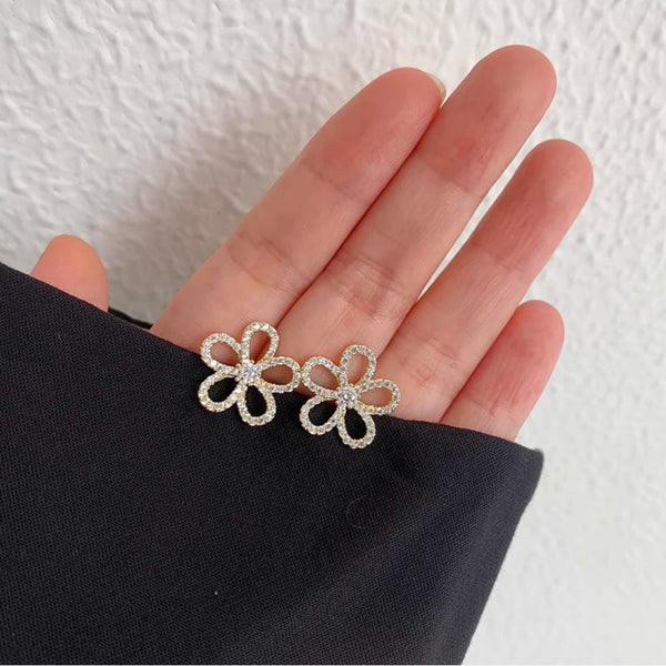 Stunning Little Zircon Flower Stud Earring Boho Bloom
