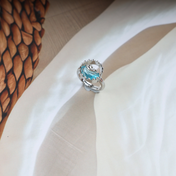 Love silver dolphine ring Boho Bloom