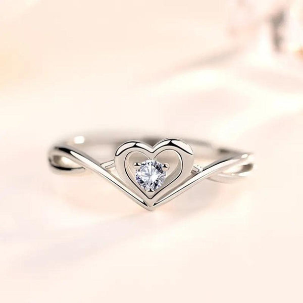 Heart-Design Ring with Gemstone Boho Bloom