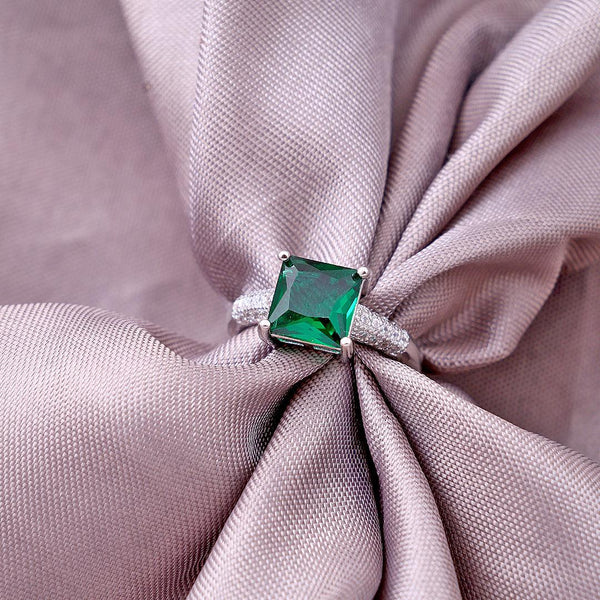 Green Lab Emerald Gemstone Ring Boho Bloom
