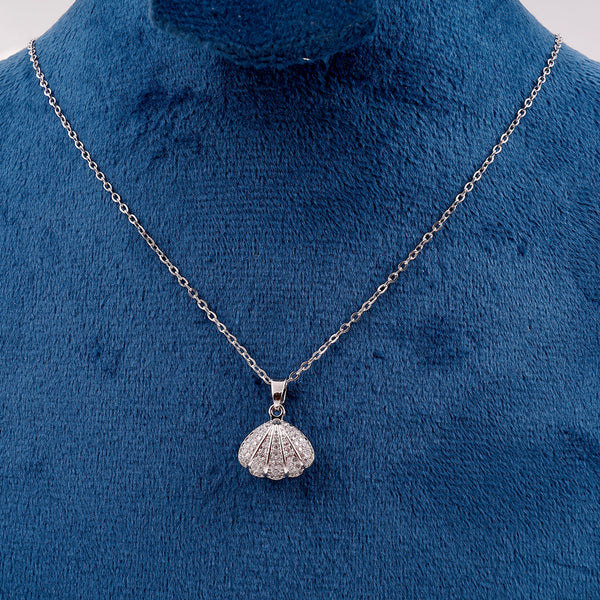 Silver Shell pearl necklace Pendant Boho Bloom