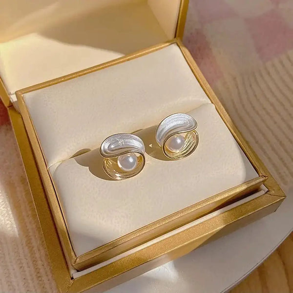Gold Plated Round Pearl Earring Boho Bloom