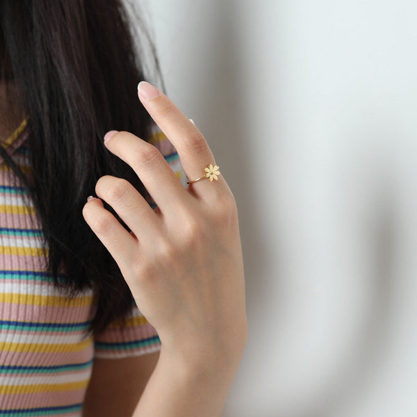 Unique Gold Flower Ring Boho Bloom