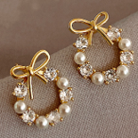 Small Pearl Earring Boho Bloom